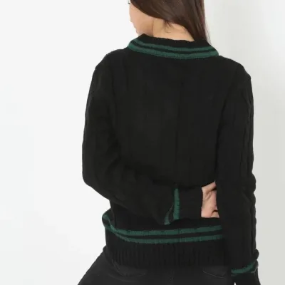Women's Black V-Neck Knitted Cardigan 3