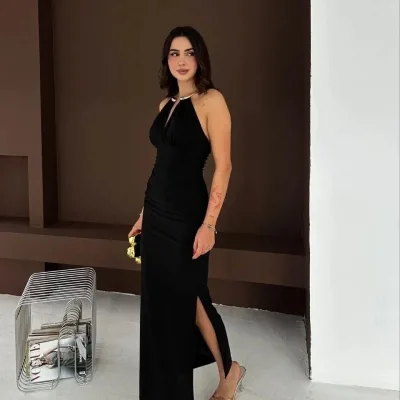 Γυναικείο Μαύρο Κομψό Μακρύ Βραδινό Φόρεμα με Σκίσιμο και Ντεκολτέ στην Πλάτη 7