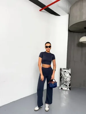 ქალის კვამლისფერი Oversize Crop კომპლექტი ესპანური ფეხის შარვლით