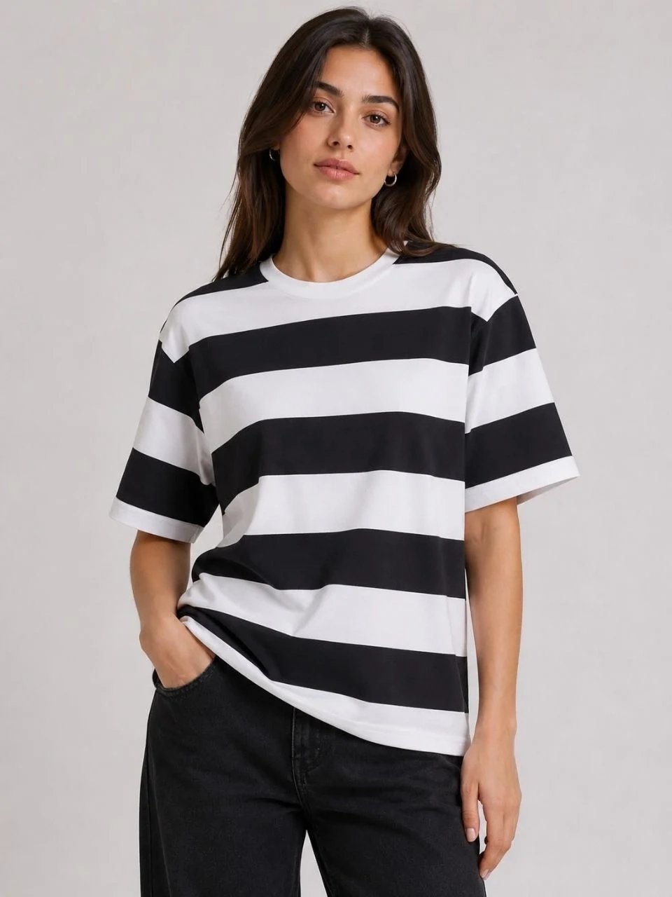 Γυναικείο Μαύρο Oversize Ποδήλατο Λαιμό Ριγέ Κοντομάνικο Τ-Shirt 1