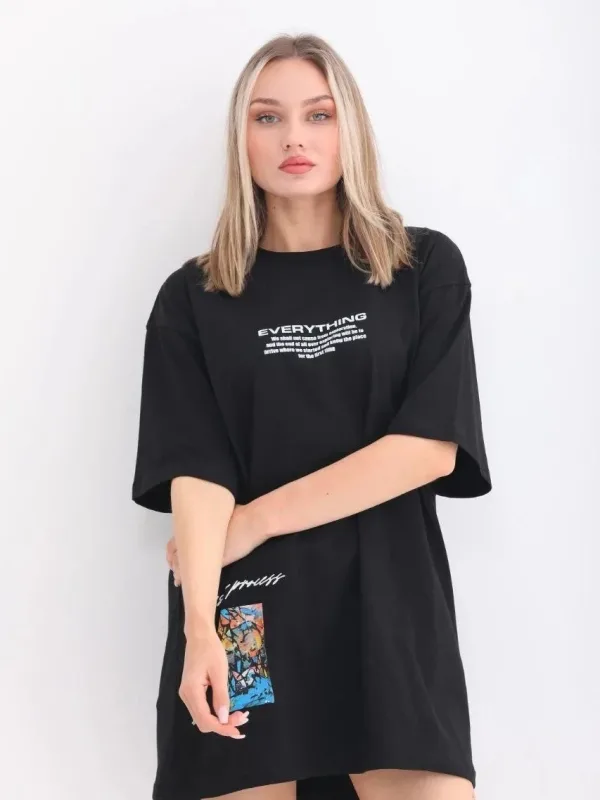 Women's Black Oversize Crew Neck Printed T-Shirt 4