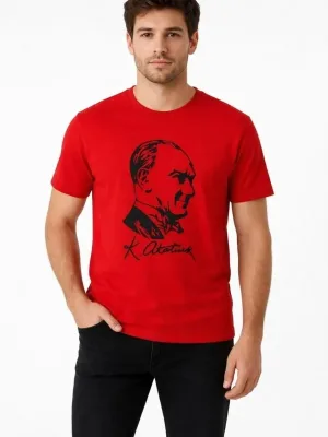 Tîşorta Mêran a Sor Bi Stûyê Bisîkletê û Çapa Atatürk