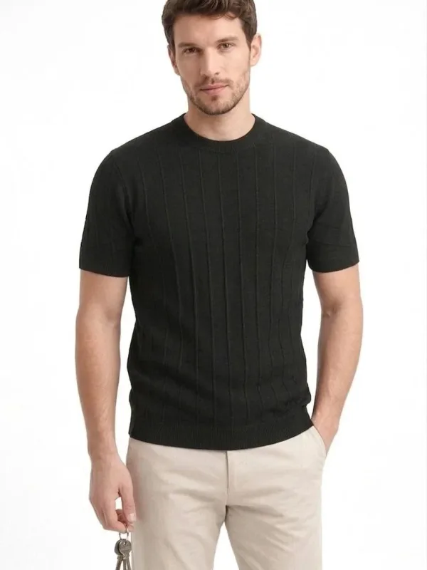 Man Black Crew Neck Ribbed Knit T-Shirt 5