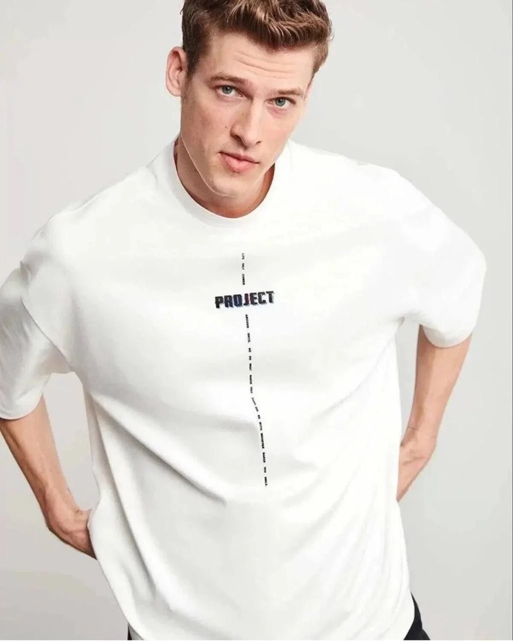 Tricou cu mânecă scurtă pentru bărbați, alb, oversized, cu gât rotund, imprimat 1