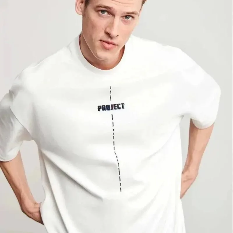 Pánské bílé oversized tričko s potiskem, cyklistický límec, krátký rukáv