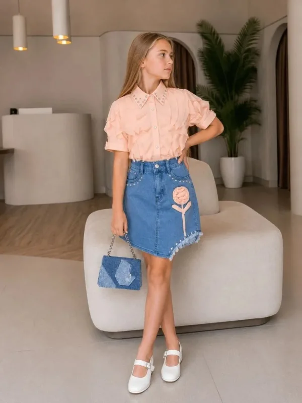 Dívčí lososová 3dílná elegantní sada s volánkovými detaily a džínovou sukní