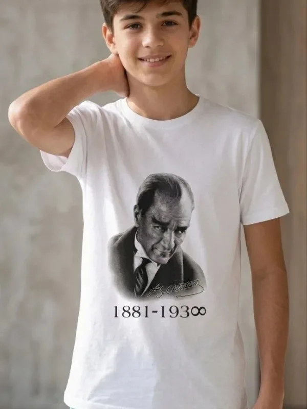 Boys' White Crew Neck Ataturk Printed T-Shirt 1