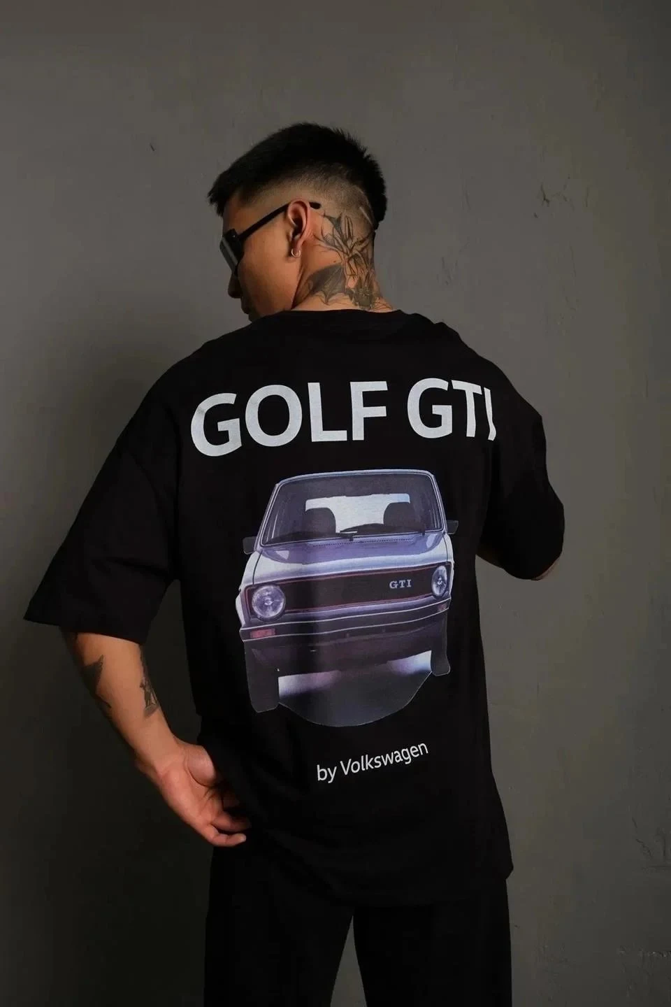Машки црн oversize Golf GTI ретро автомобил принт маица