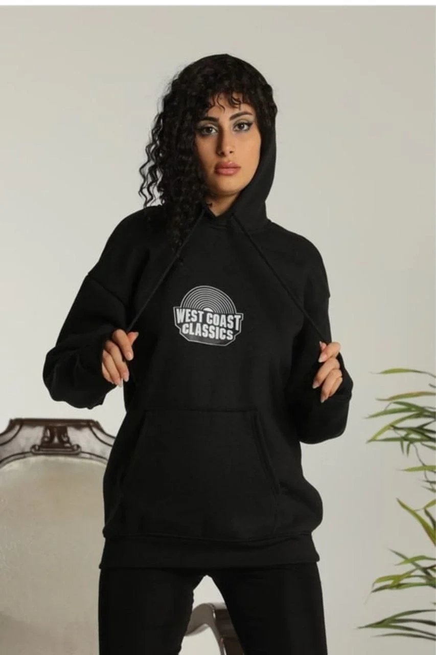 Kadın Siyah Oversize Kapüşonlu Cepli 3 İplik Pamuklu Baskılı Hoodie