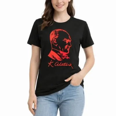 Bluzë për femra, ngjyrë e zezë, me jakë biçiklete, print Ataturk dhe mëngë të shkurtra 3