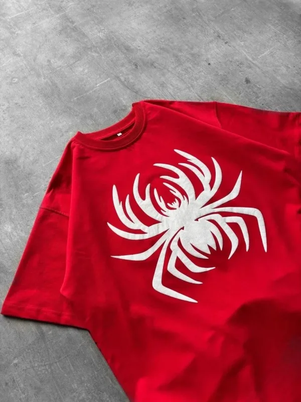 Pánské červené oversized triko s kulatým výstřihem a potiskem pavouka 1