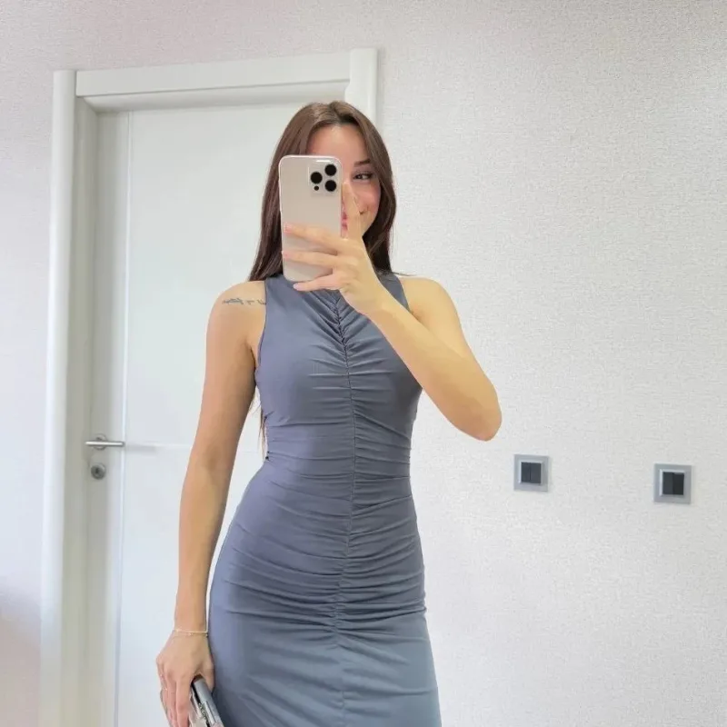 Women's Smoky Gathered Sleeveless Crepe Lined Long Dress
