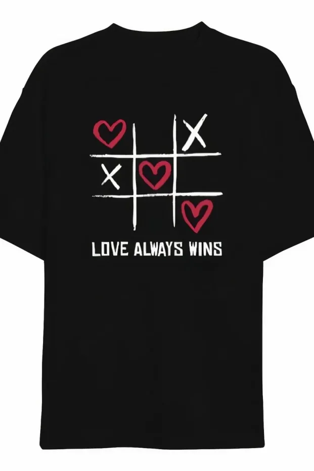 Tîşorta Jinan a Reş a Oversize Bi Stûyê Bisîkletê û Çapa Love Always Wins 1