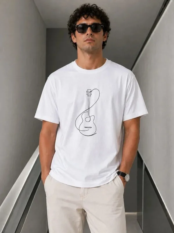 Muška bijela oversize bicikli kragna minimal gitara printana majica 3