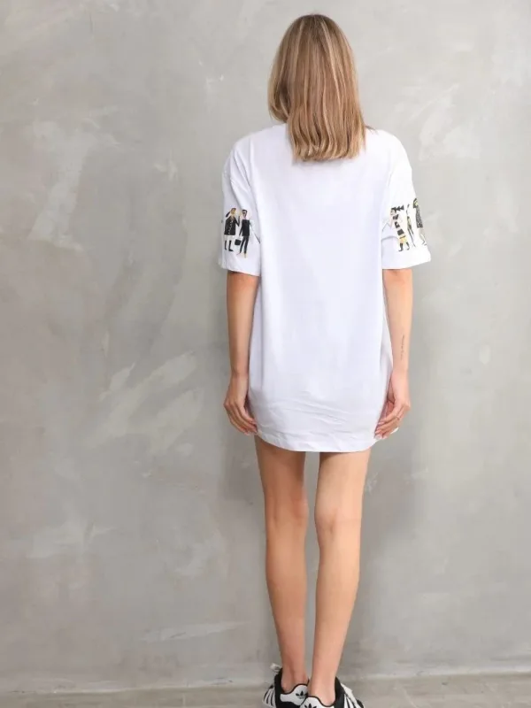 Női Fehér Oversize Kerékpárnyakú Mintás Póló 7
