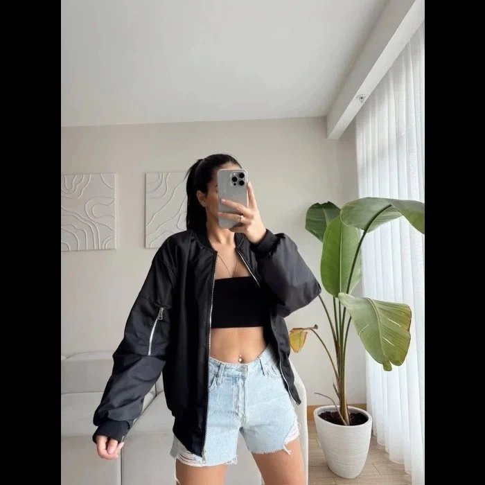 Kadın Siyah Oversize Fermuarlı Cepli Bomber Ceket 5