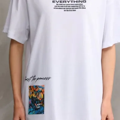 Женски Бел Oversize Бициклета Јака Печатена Маица 2