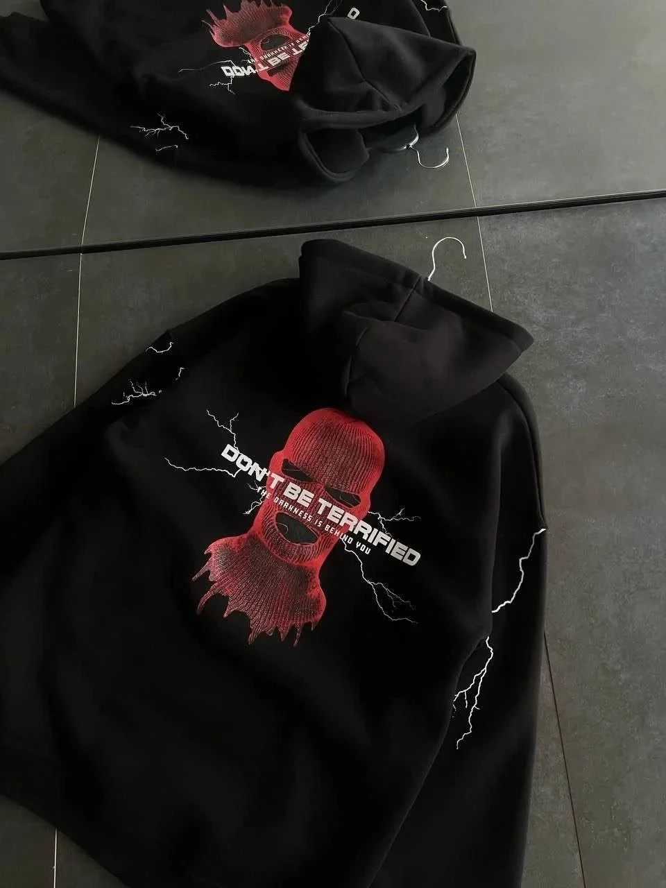 Kadın Siyah 3 İplik Pamuklu Kapüşonlu Baskılı Sweatshirt