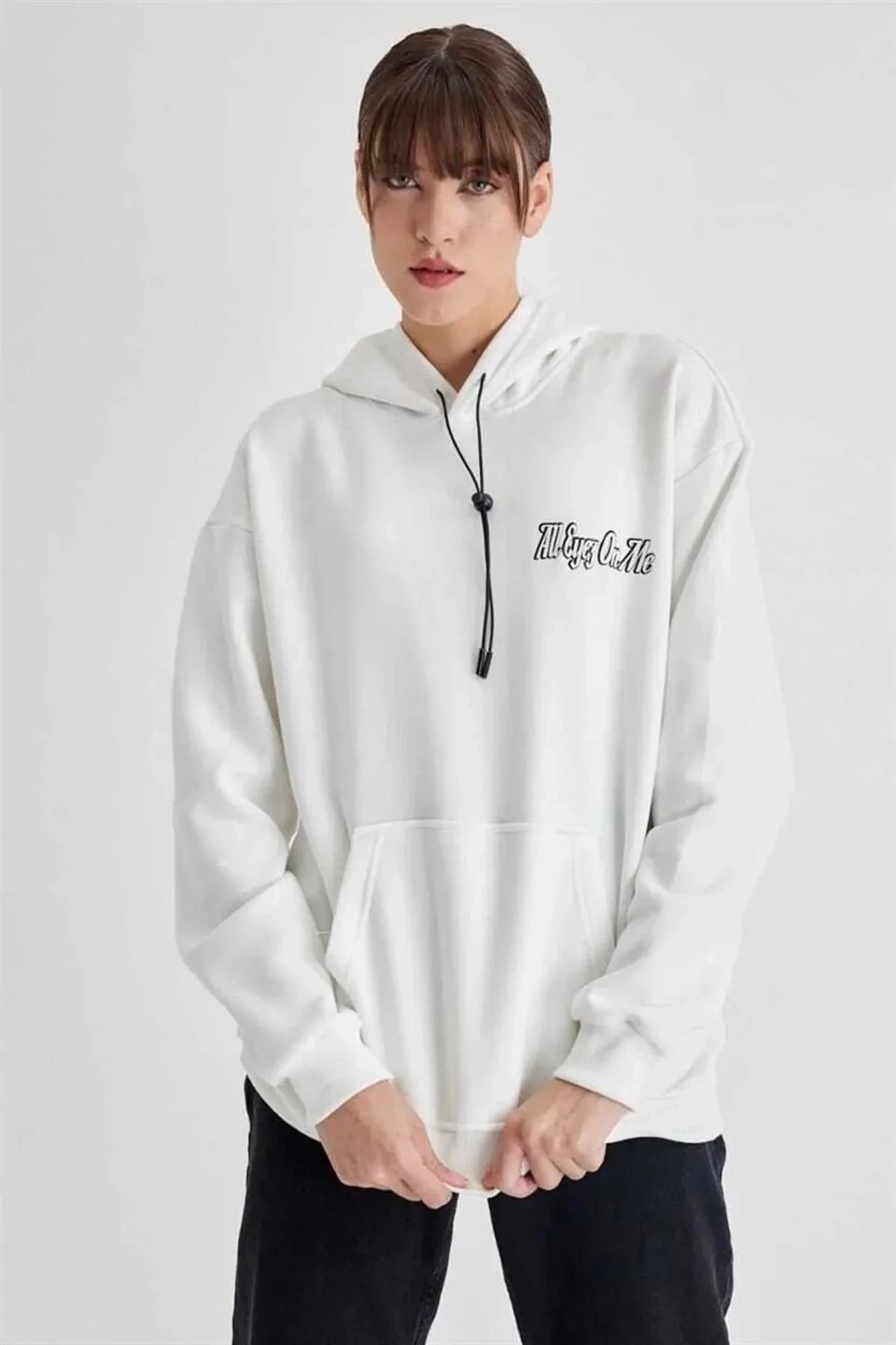 Kadın Beyaz Oversize Kapüşonlu Tupac Baskılı 3 İplik Pamuklu Sweatshirt