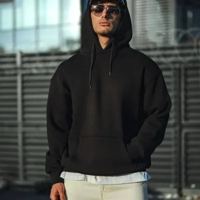 Muška crna 3-niti pamučna kapuljača basic duks 1