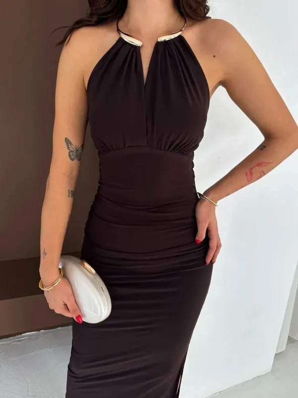 Ženska smeđa elegantna duga večernja haljina s prorezom i izrezom na leđima 1