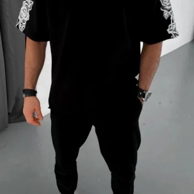 Pánské černé oversized letní tričko s potiskem a cyklistickým výstřihem 3