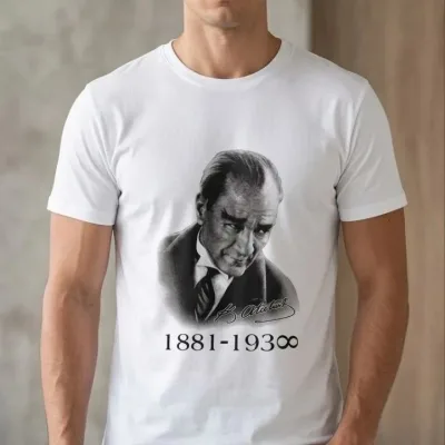 Man White Oversize Crew Neck Ataturk Printed T-Shirt 2