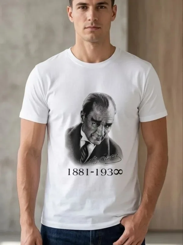 Man White Oversize Crew Neck Ataturk Printed T-Shirt 2