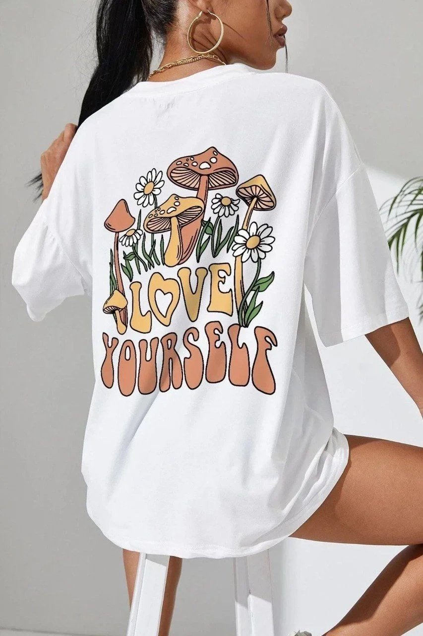 Bluzë e bardhë për femra, oversized, me printim, mëngë të shkurtra 1