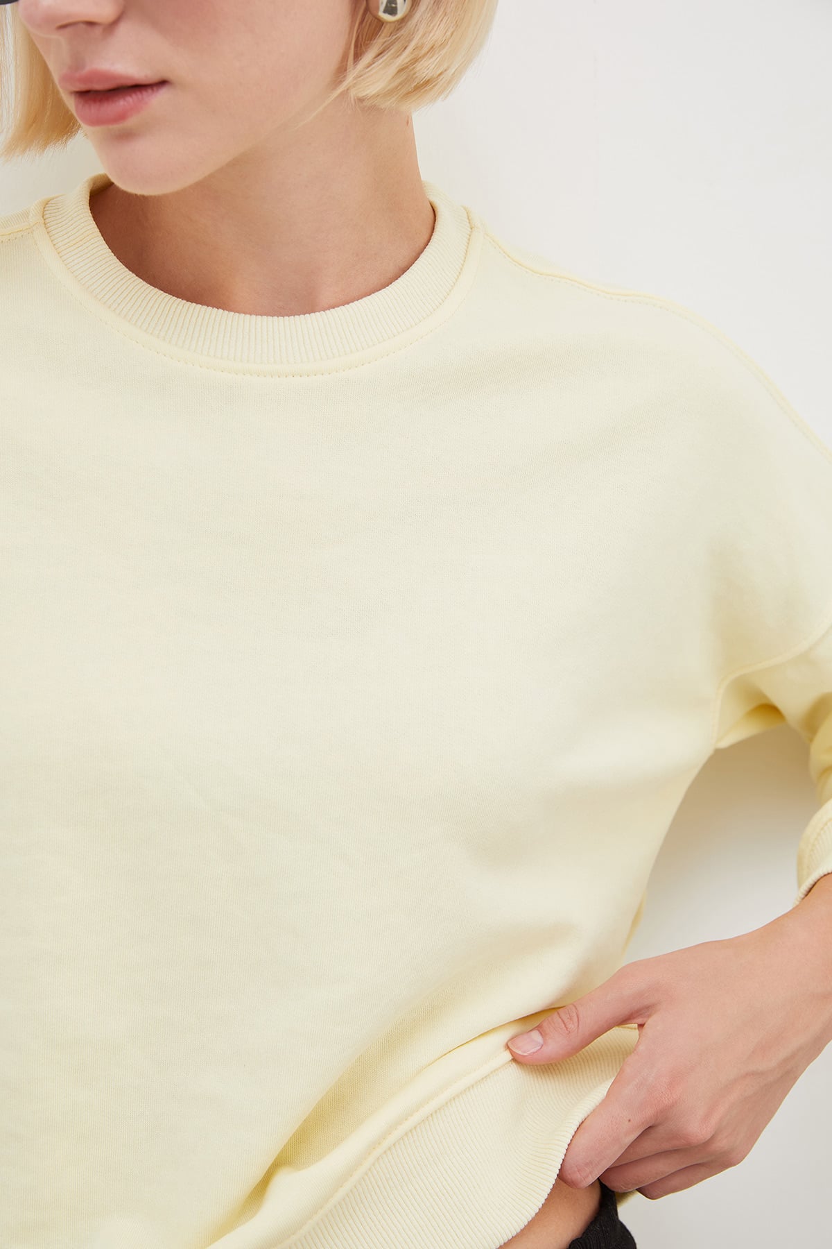 3 İplik Şardonsuz Basic Bisiklet Yaka Sweatshirt 6