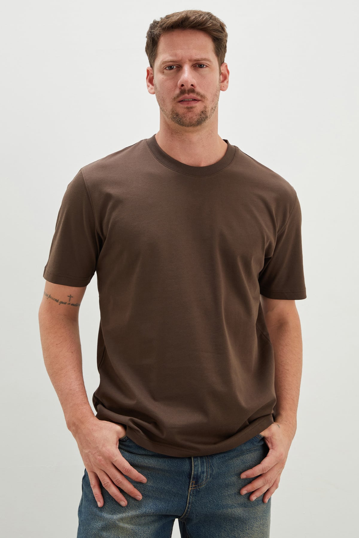 Basic Bisiklet Yaka Regular Tişört 2