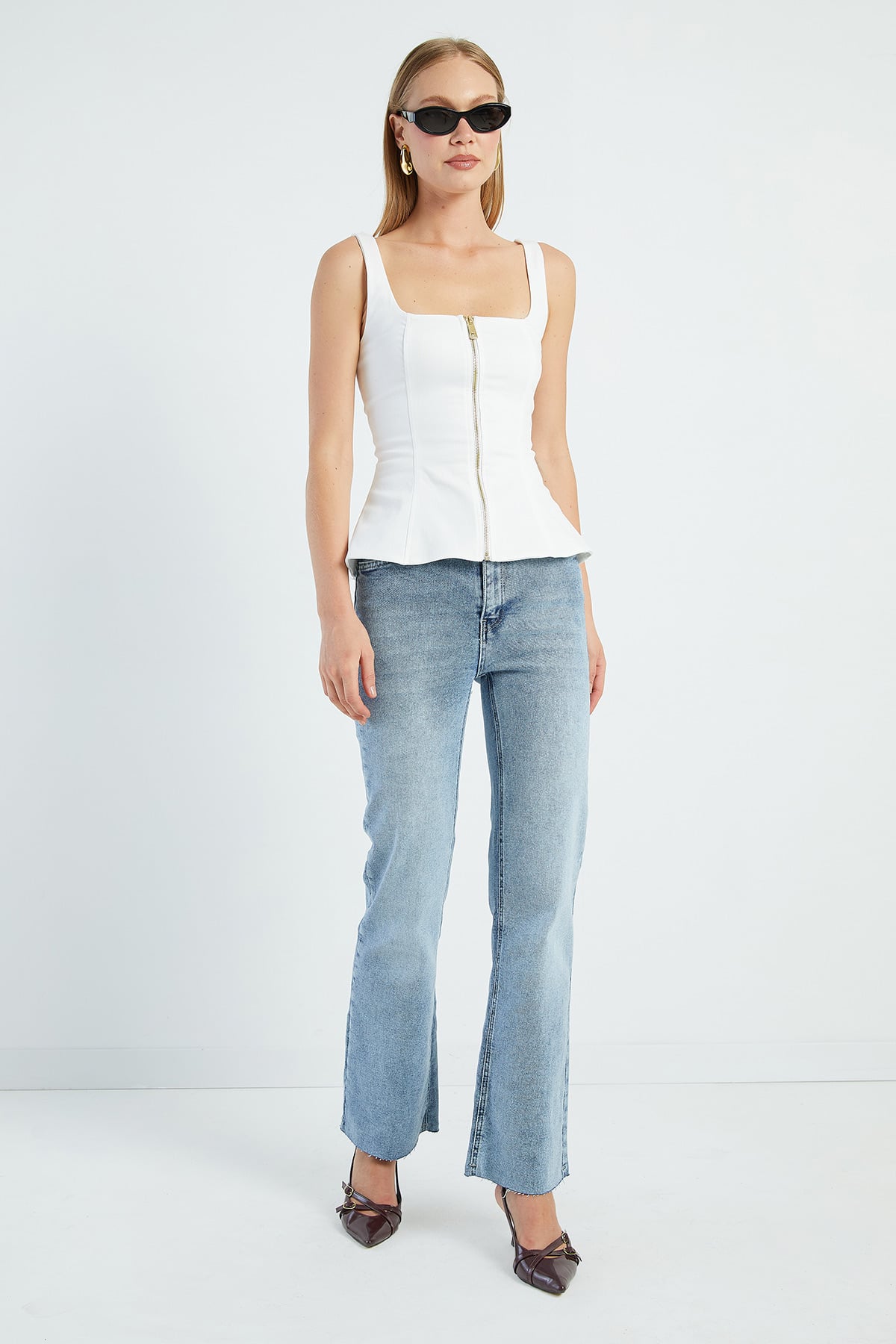 Kesik Paça Flare Jean 3