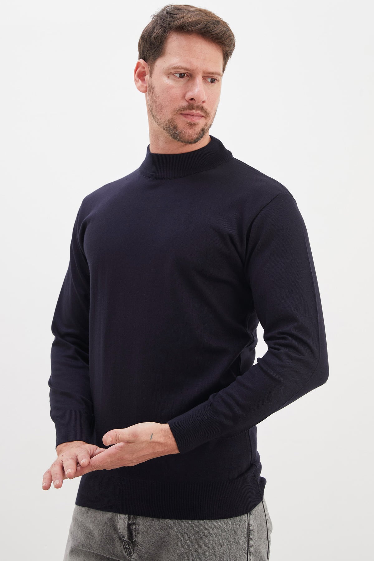 Basic Dik Yaka Regular Fit Triko Kazak 6