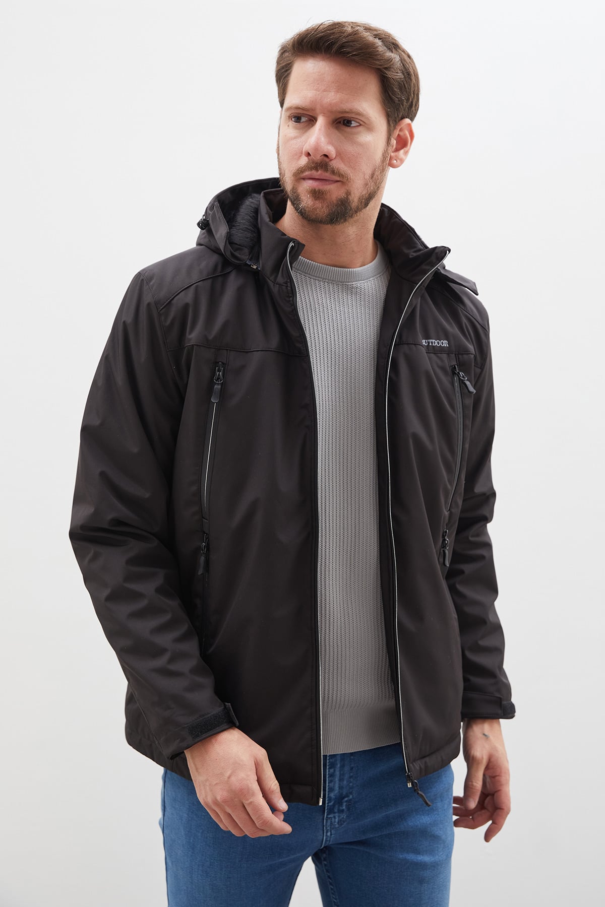 Çıkarılabilir Kapüşonlu Kolu Cırt Cırtlı Softshell Mont