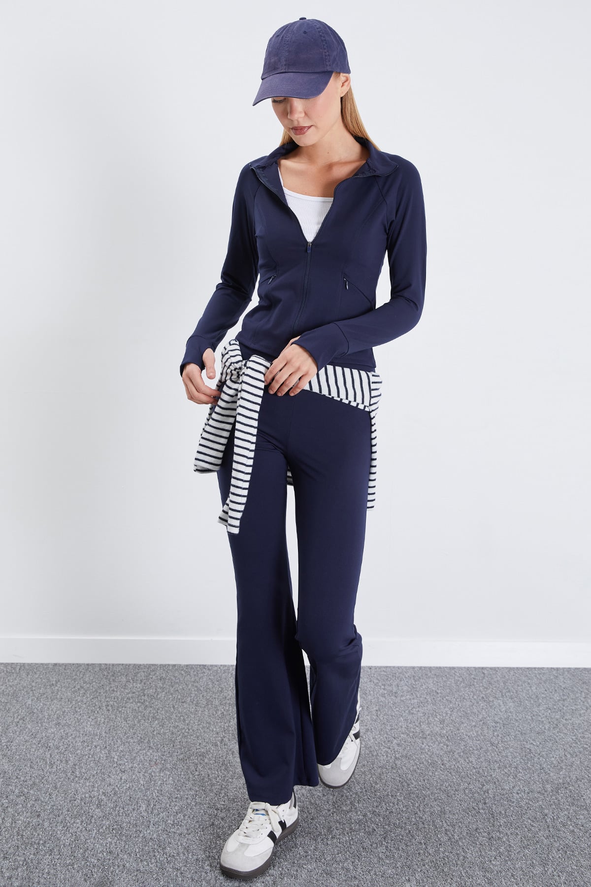 Parmak Geçirmeli Dalgıç Kumaş Slim Fit Ceket 3