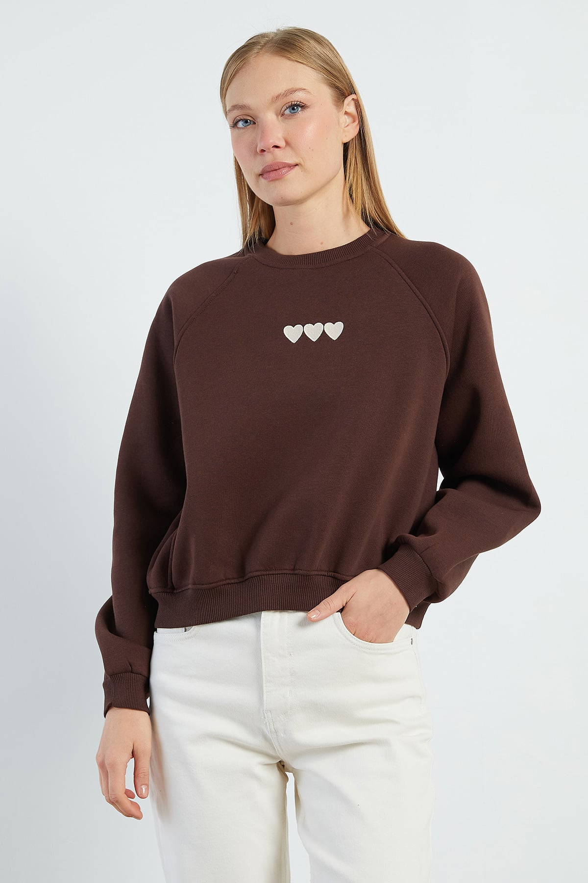 3 İplik Kalp Nakışlı Oversize Sweatshirt 2