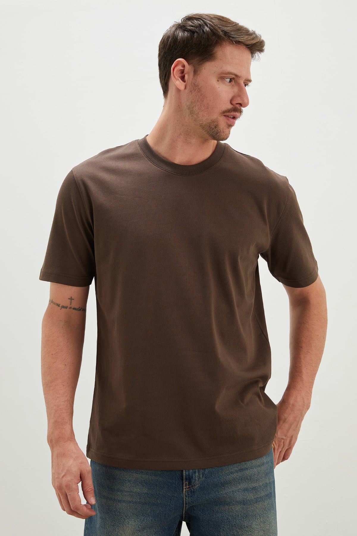Basic Bisiklet Yaka Regular Tişört 5
