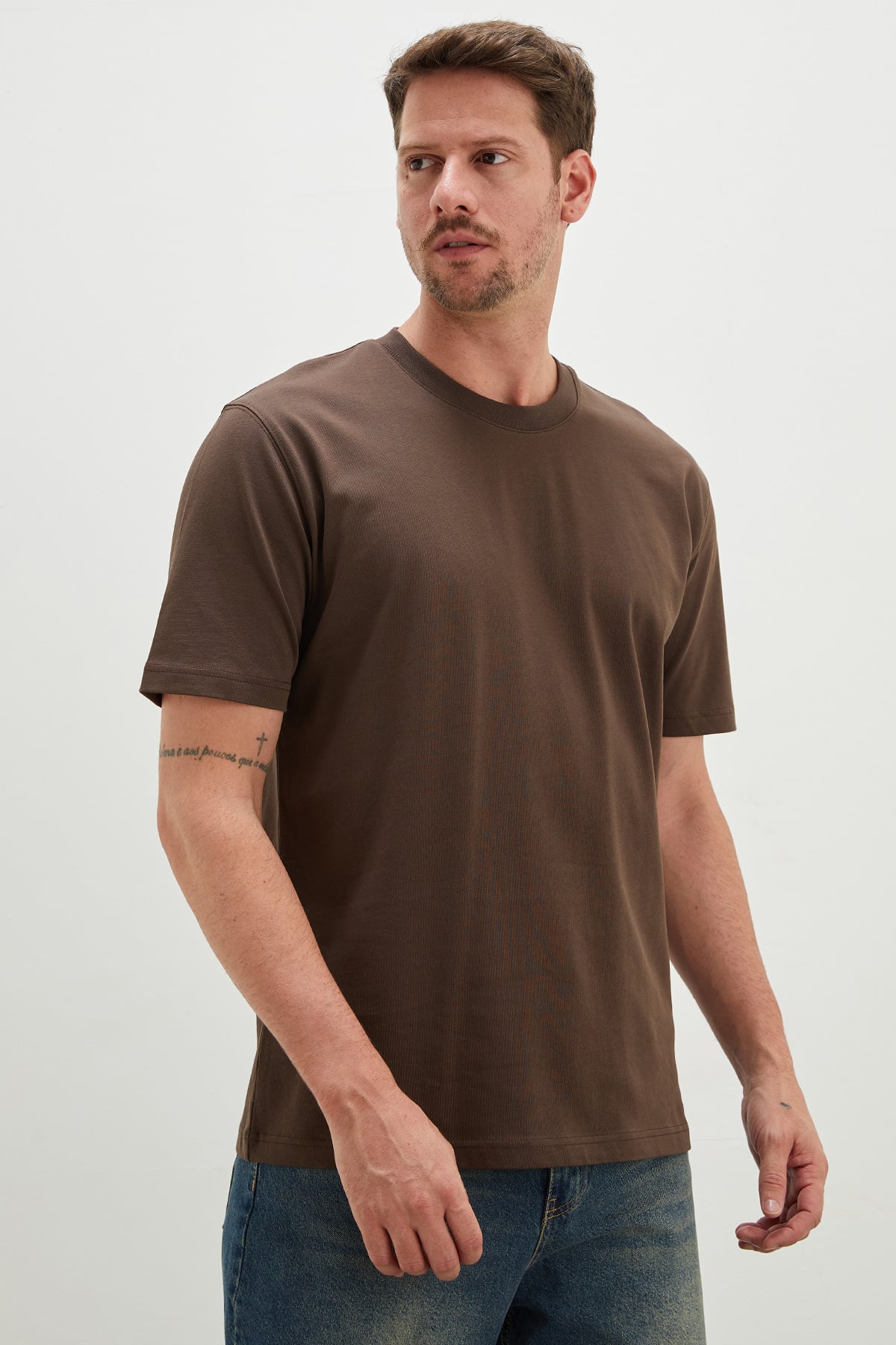 Basic Bisiklet Yaka Regular Tişört 6