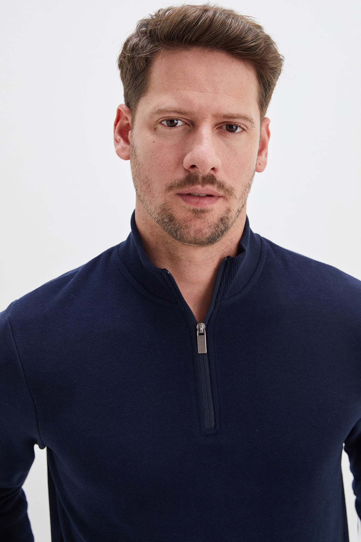 Fitilli Dik Yaka Yarım Fermuarlı Sweatshirt 3