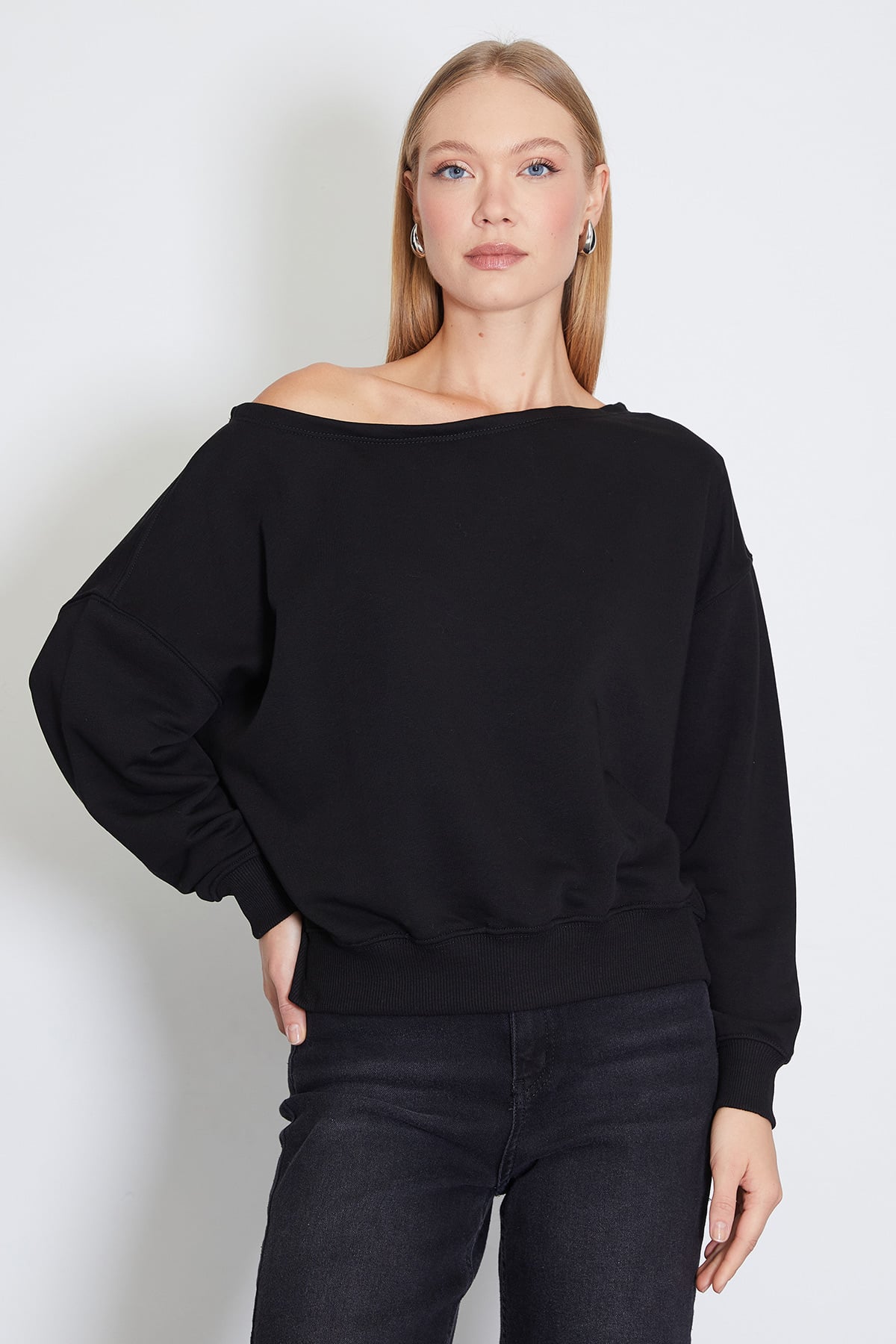 3 İplik Şardonsuz Kayık Yaka Oversize Sweatshirt 4