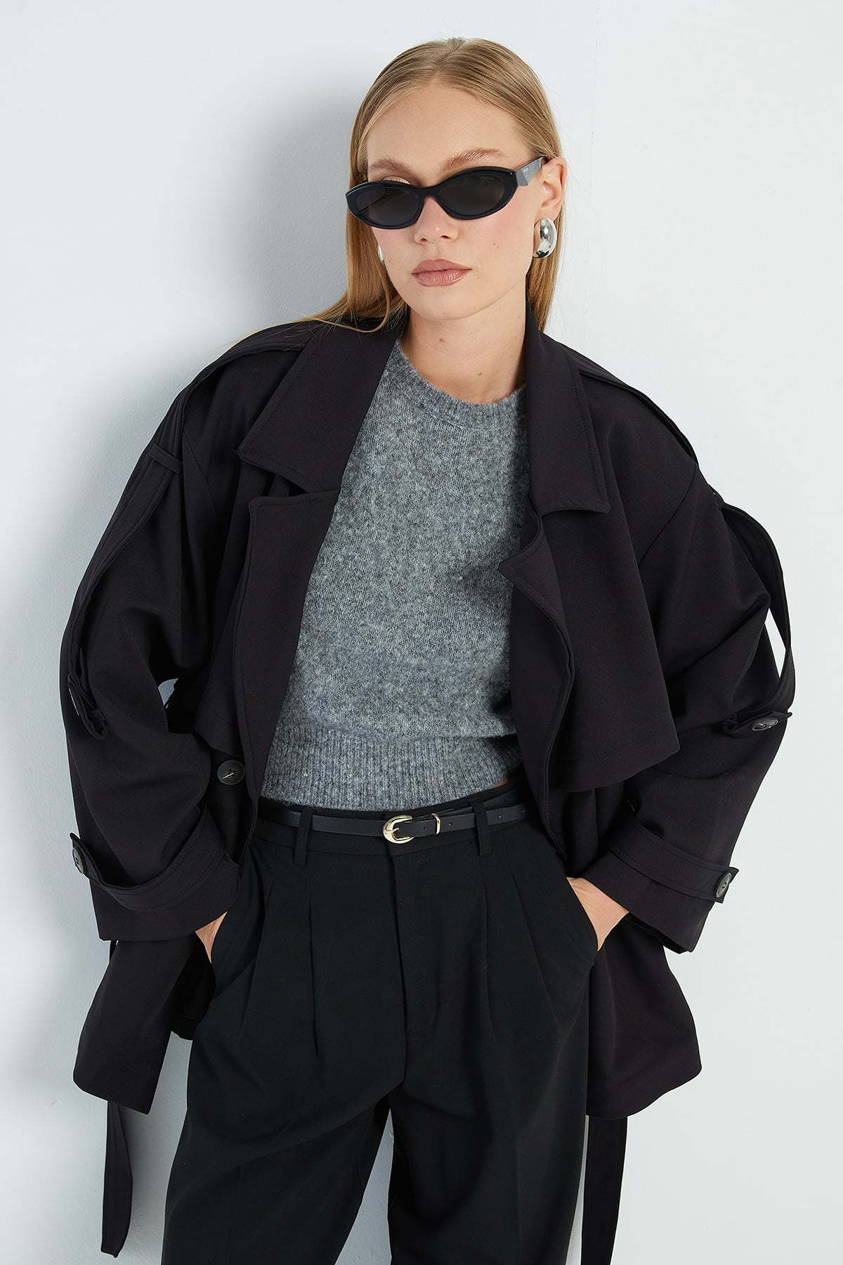 Beli Kemerli Kruvaze Yaka Oversize Trençkot 4