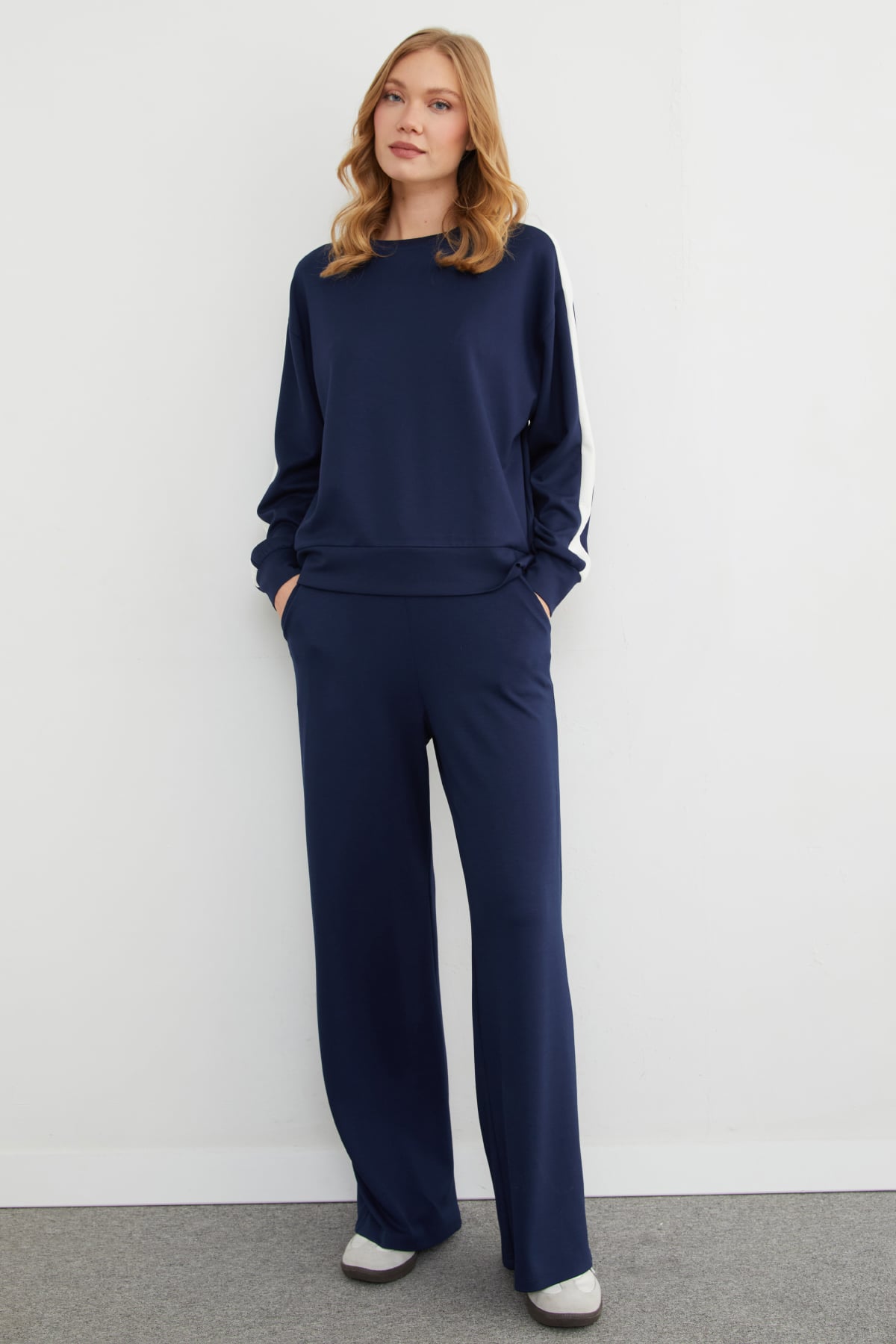 Kolu Şeritli Bisiklet Yaka Modal Sweatshirt 3