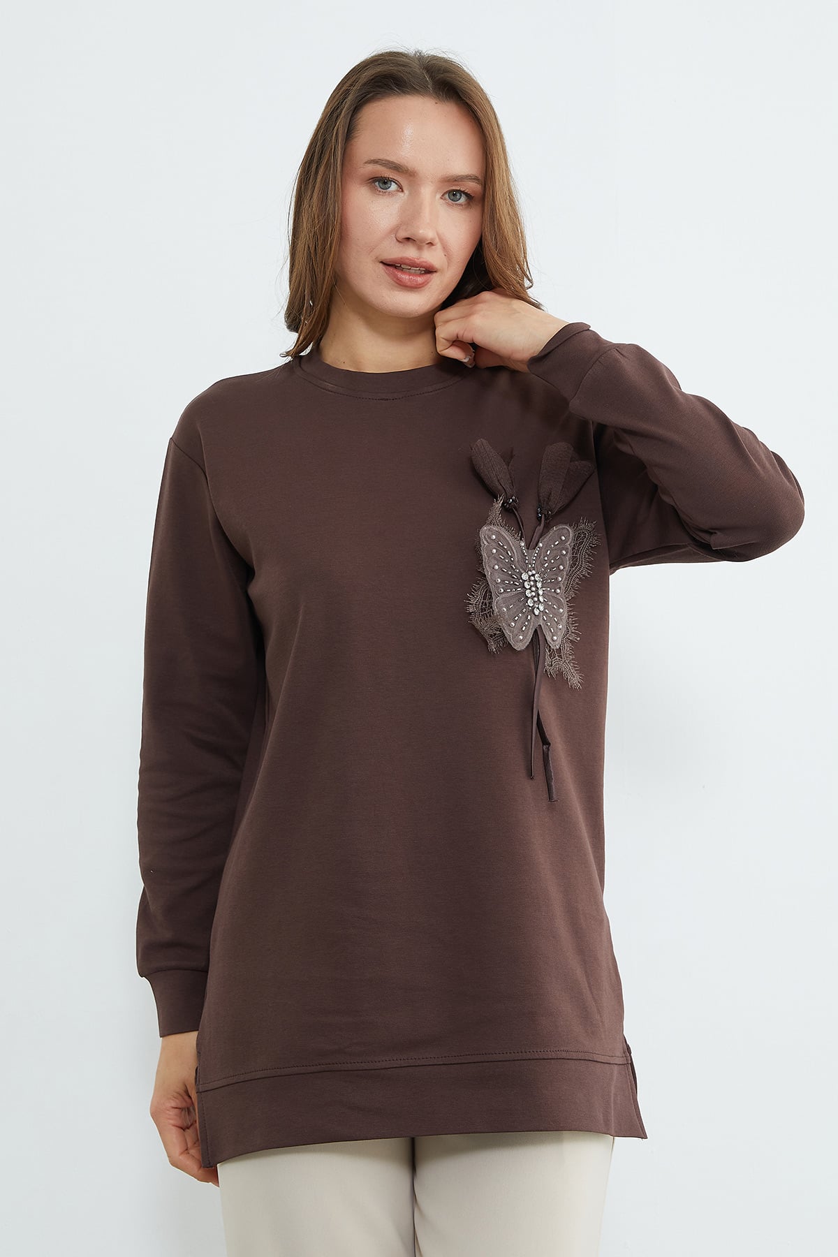 Fullamodest Kelebek Nakışlı Taşlı Bisiklet Yaka Tunik 3