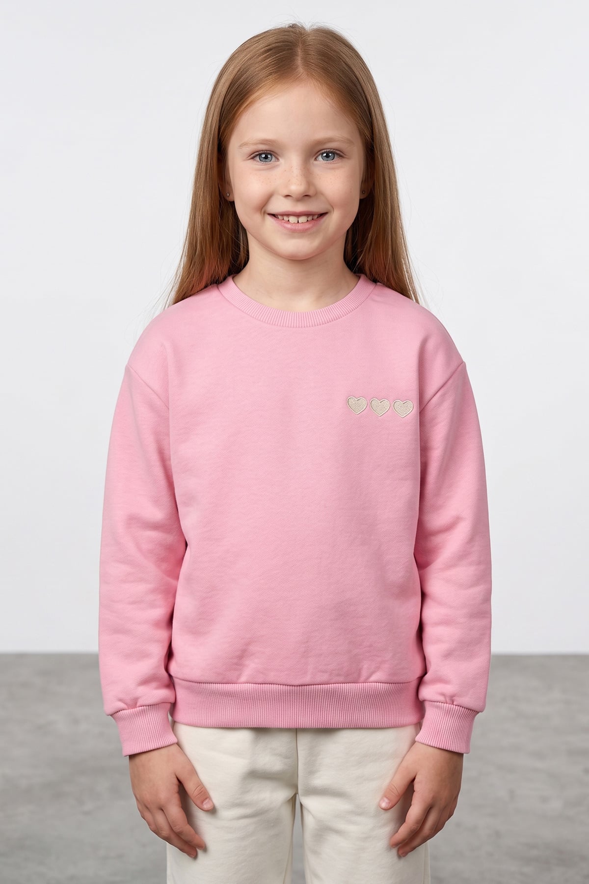 3 İplik Kalp Nakışlı Bisiklet Yaka Kız Çocuk Sweatshirt 2