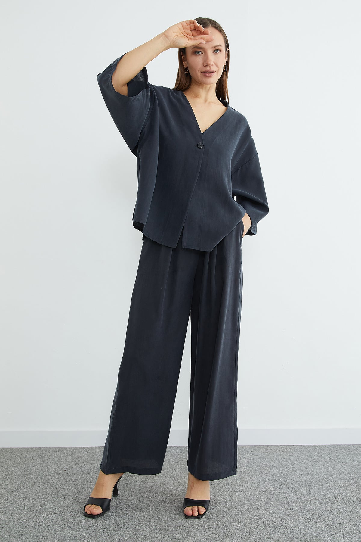 Tek Düğmeli Tencel Kumaş Oversize Ceket 3