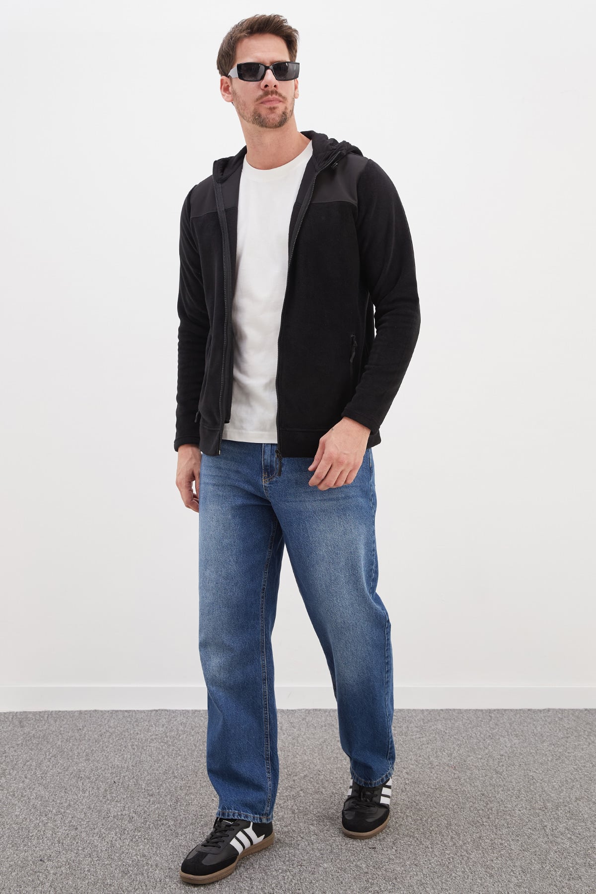 Fermuarlı Kapüşonlu Polar Sweatshirt 4