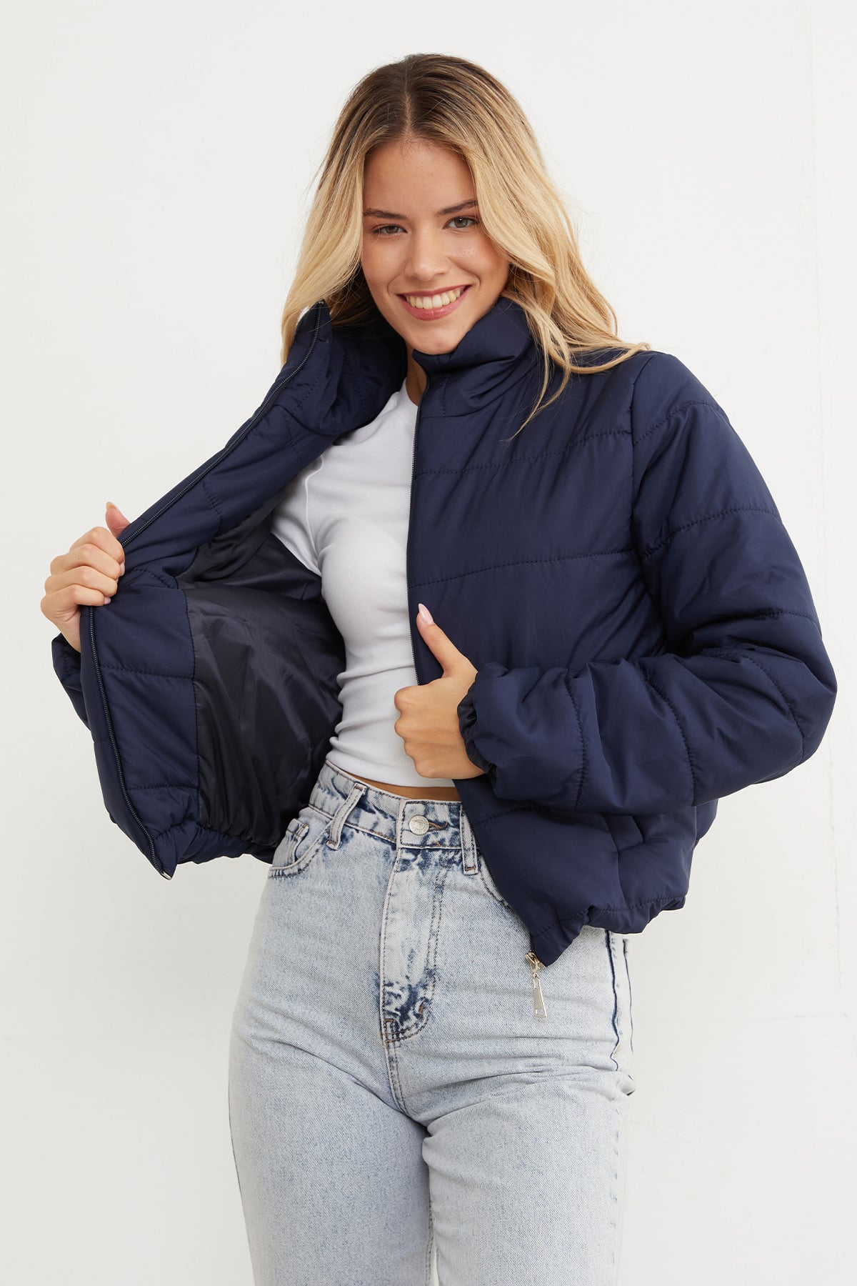 Beli Lastikli Crop Şişme Mont 3