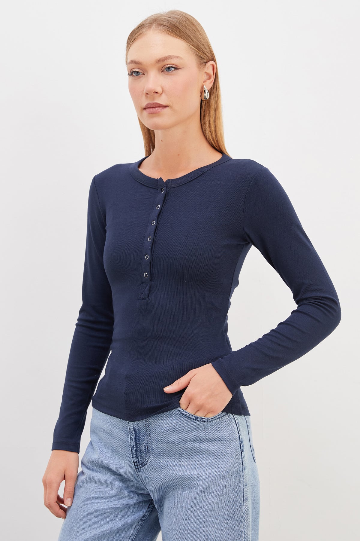 Yarım Çıtçıtlı Slim Fit Bluz 2