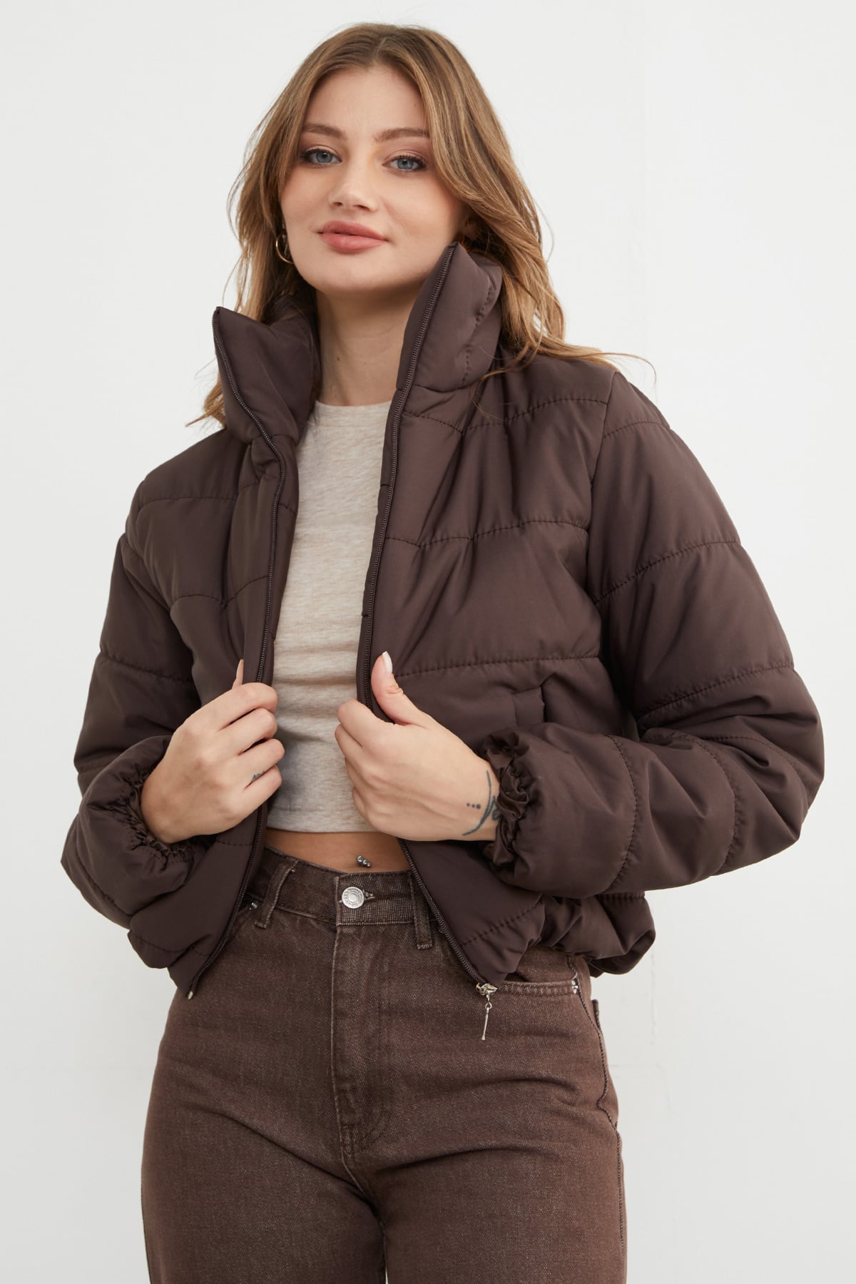 Beli Lastikli Crop Şişme Mont 3