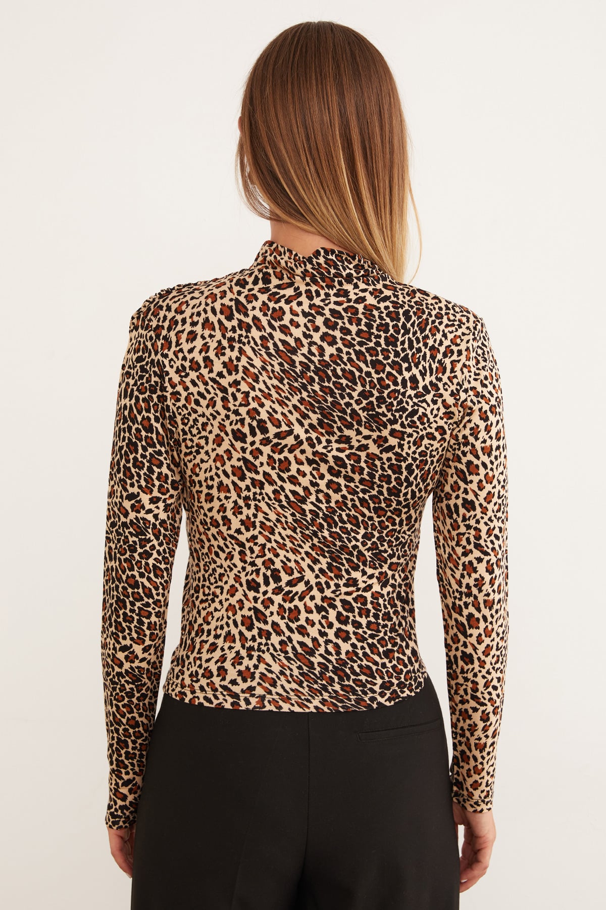 Leopar Desenli Yanı Drapeli Dik Yaka Bluz 5